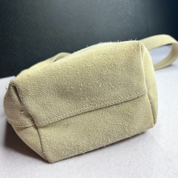 Margot New York Suede Leather Crossbody Shoulder Bag Cream Beige Minimalist - Picture 5 of 10